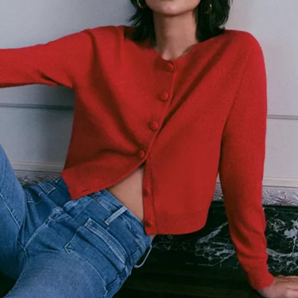 100% Cashmere Crewneck Cardigan